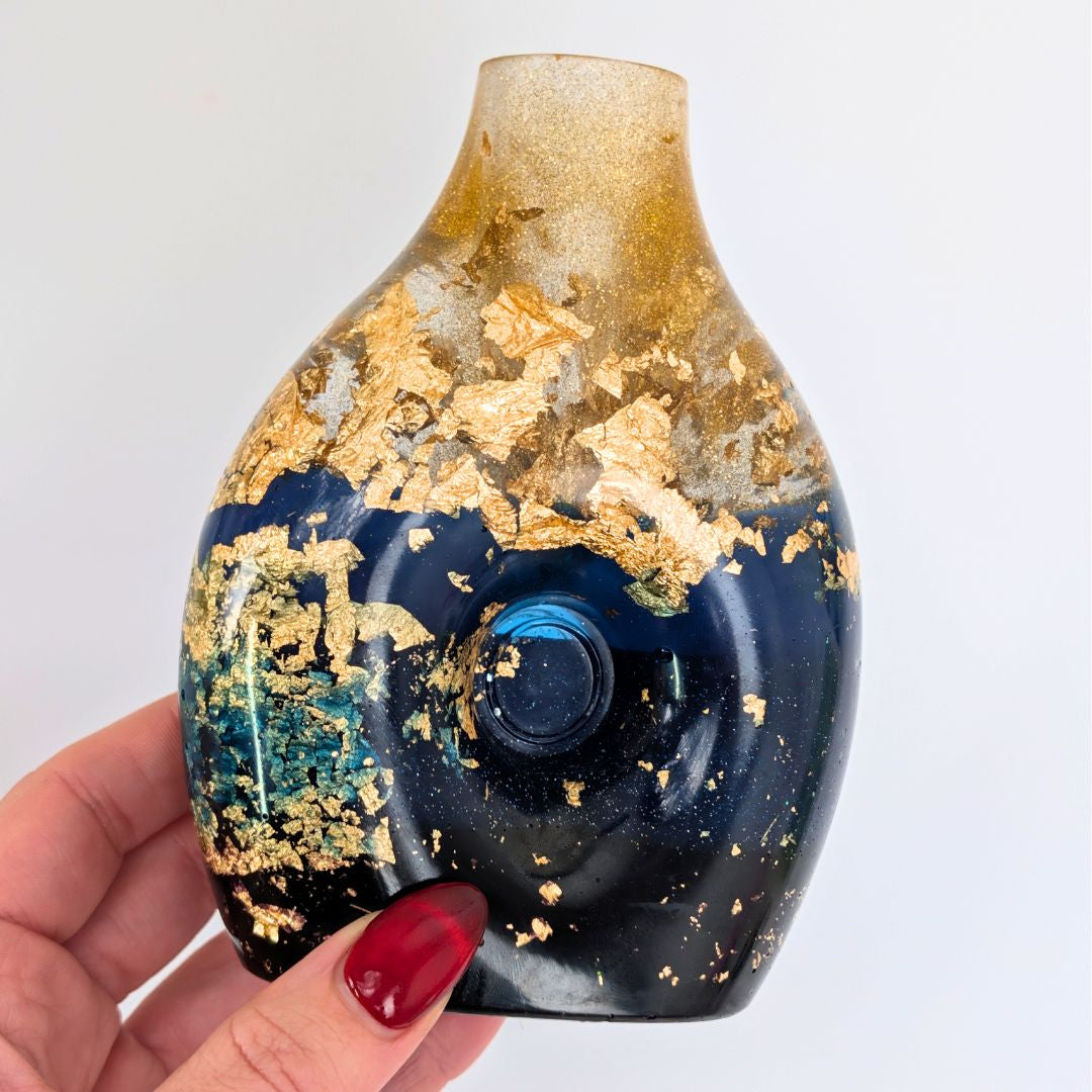 Loop Vase Mold
